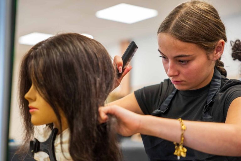 lycee-montbareil-guingamp-coiffure-44