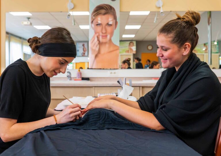 lycee-montbareil-guingamp-ongles-5